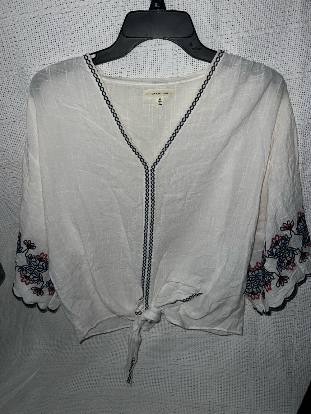 Max Studio White V-Neck Tie-Front Blouse with Navy & Red Embroidery